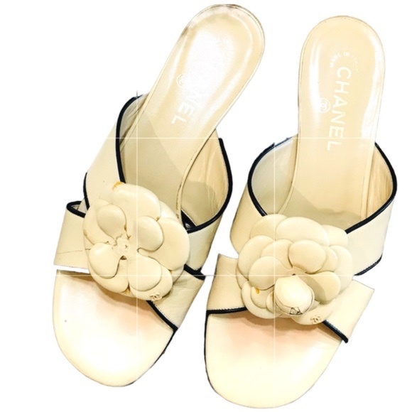 ⭐️🌟Authentic CHANEL Camellia CC Slide Sandals Sz 39 - Picture 11 of 11